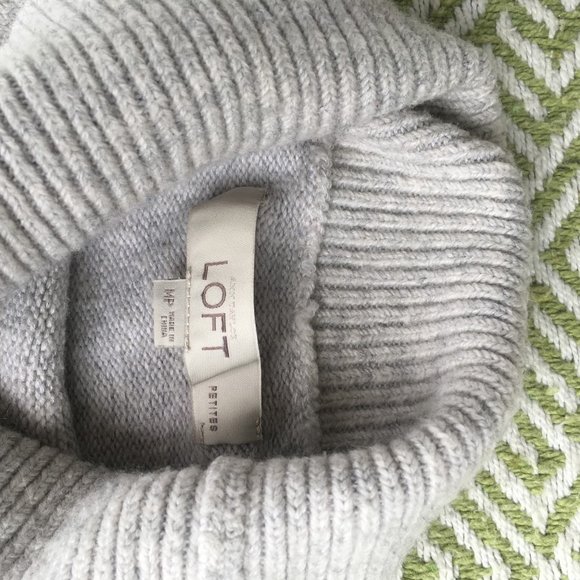 LOFT Turtleneck Sweater - Picture 4 of 5